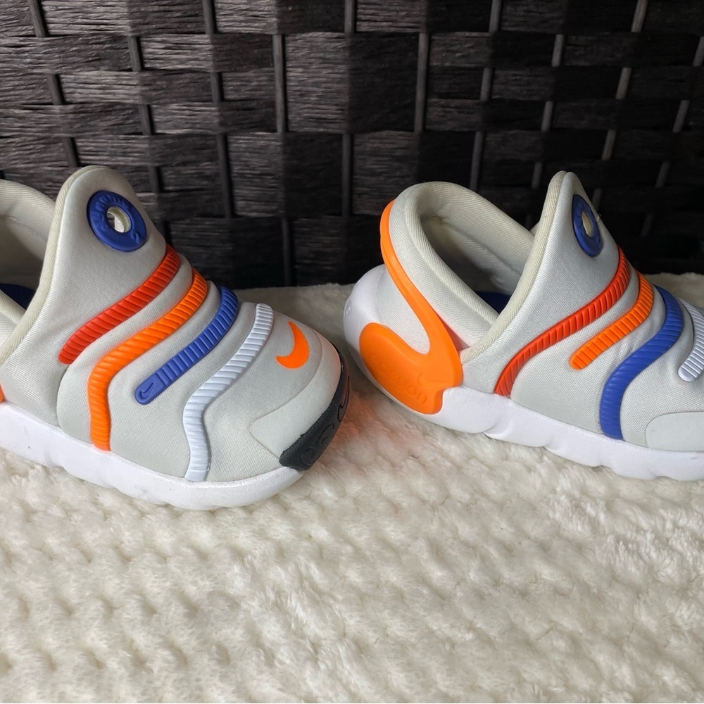 Nike Kids White Slip-On Sneakers with Orange & Blue Accents Toddler Size 6C - Picture 3 of 6